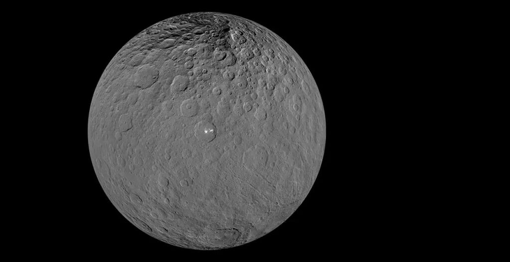 Ceres, el planeta enano que pudo albergar vida hace millones de años