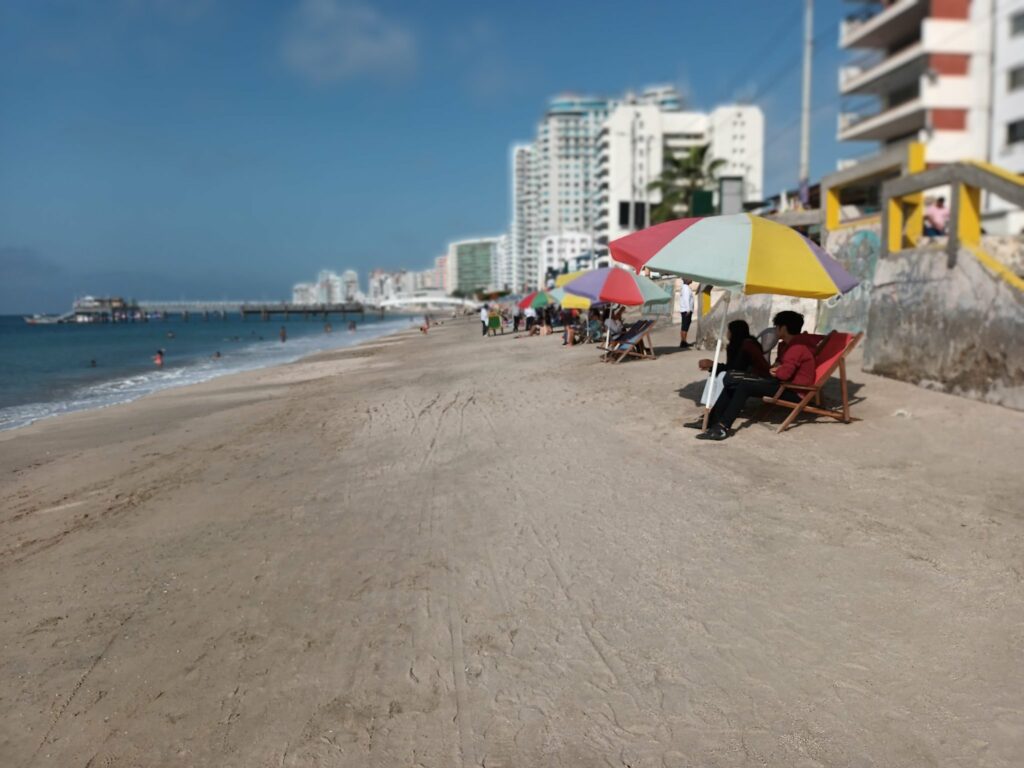 Decreto de Daniel Noboa: Feriados el 18 de agosto en Santa Elena y el 20 de agosto en Loja