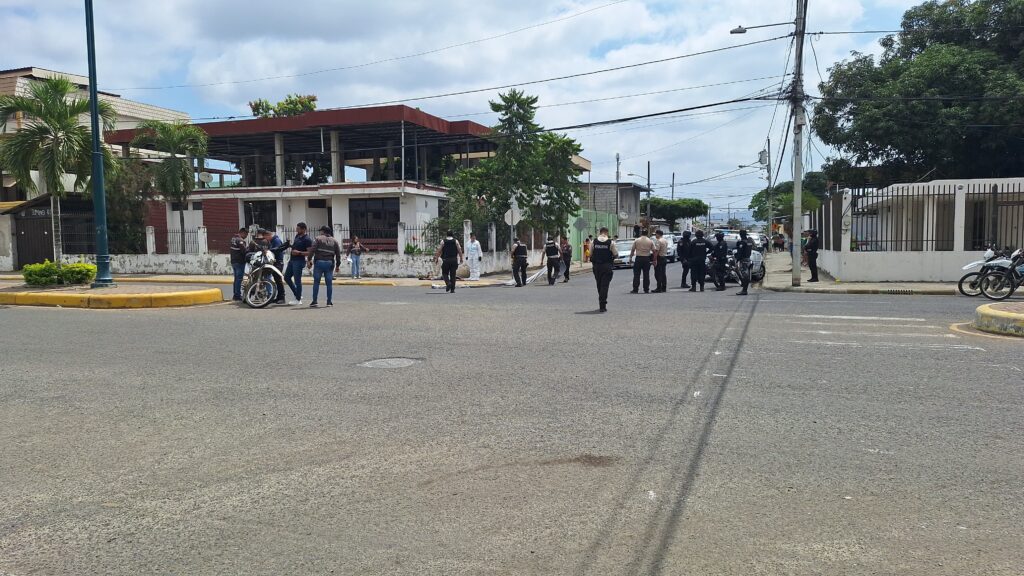 Ecuador enfrenta alza de 50% en homicidios de menores en 2025