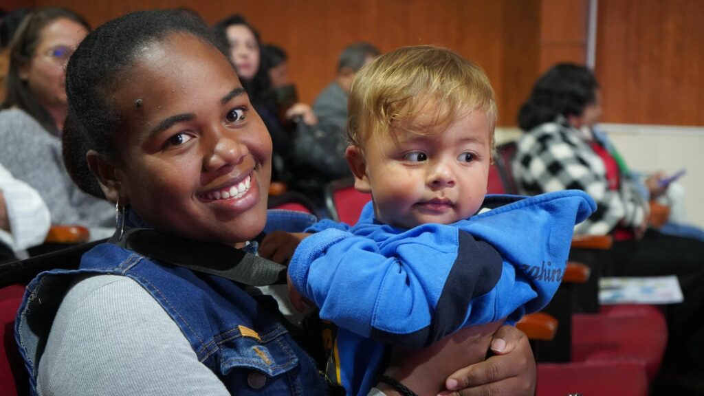 Ecuador presenta guía alimentaria contra la desnutrición en los primeros 1,000 días de vida
