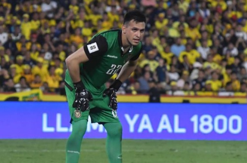 Gonzalo Valle, en el partido ante Brasil por las Eliminatorias Sudamericanas