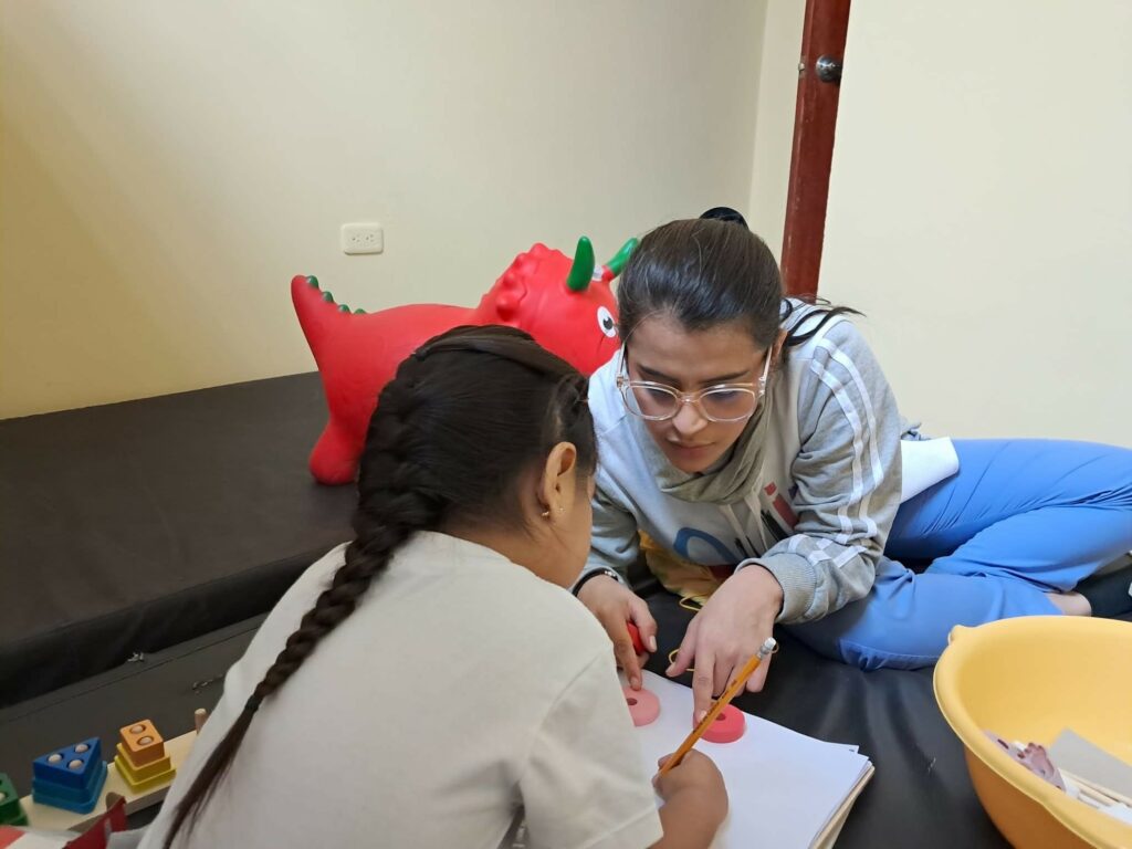 El Proyecto de Estimulación Sensorial, Terapia de Lenguaje y Terapia Ocupacional, impulsado por el Municipio de Rocafuerte.
