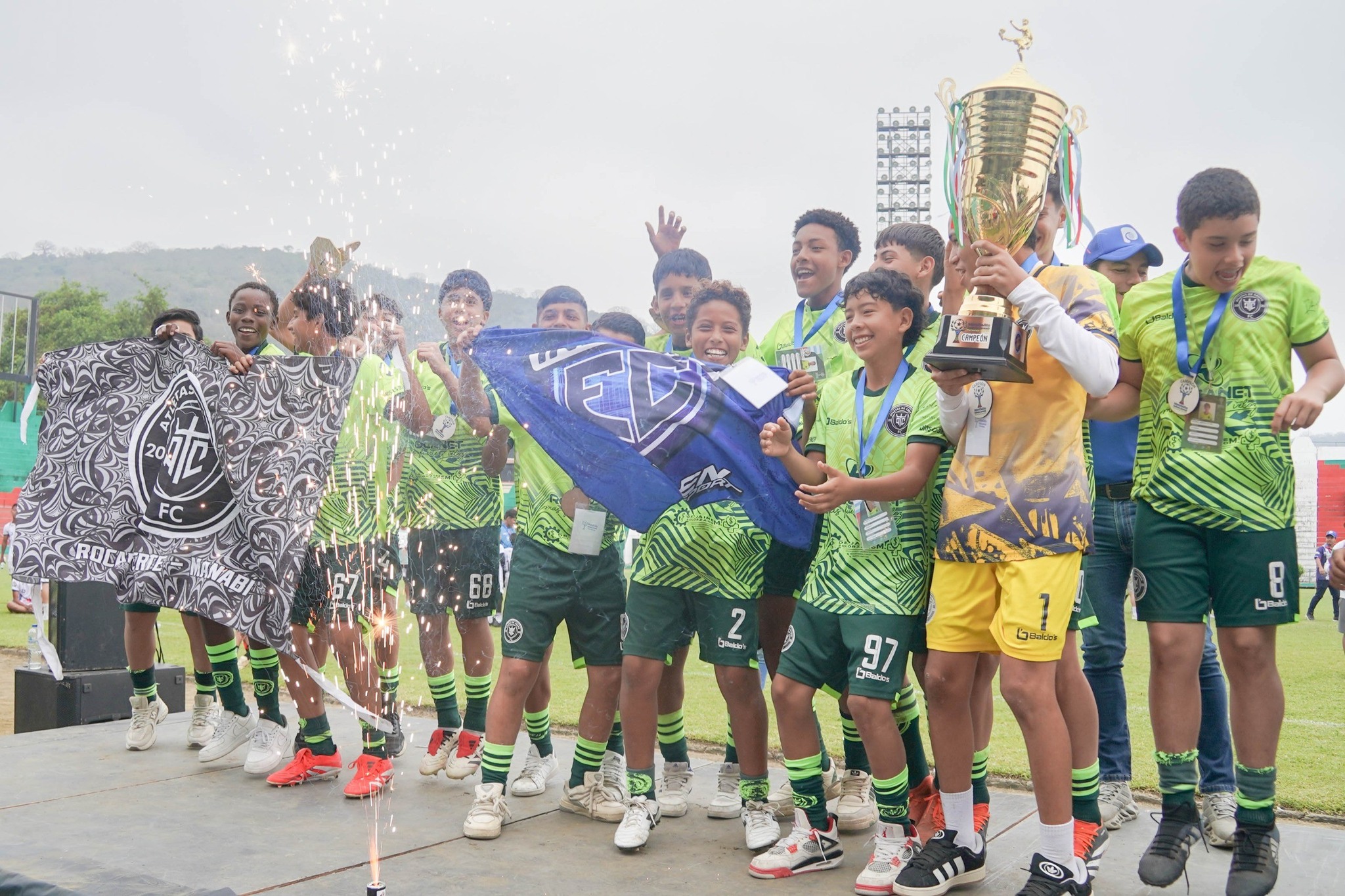 El equipo de Indeco alcanzó el título en la sub13