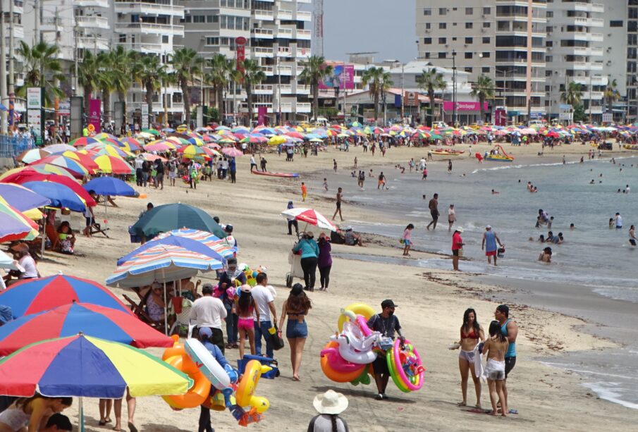 IVA se mantiene en 15% durante el feriado del 10 de agosto para servicios turísticos