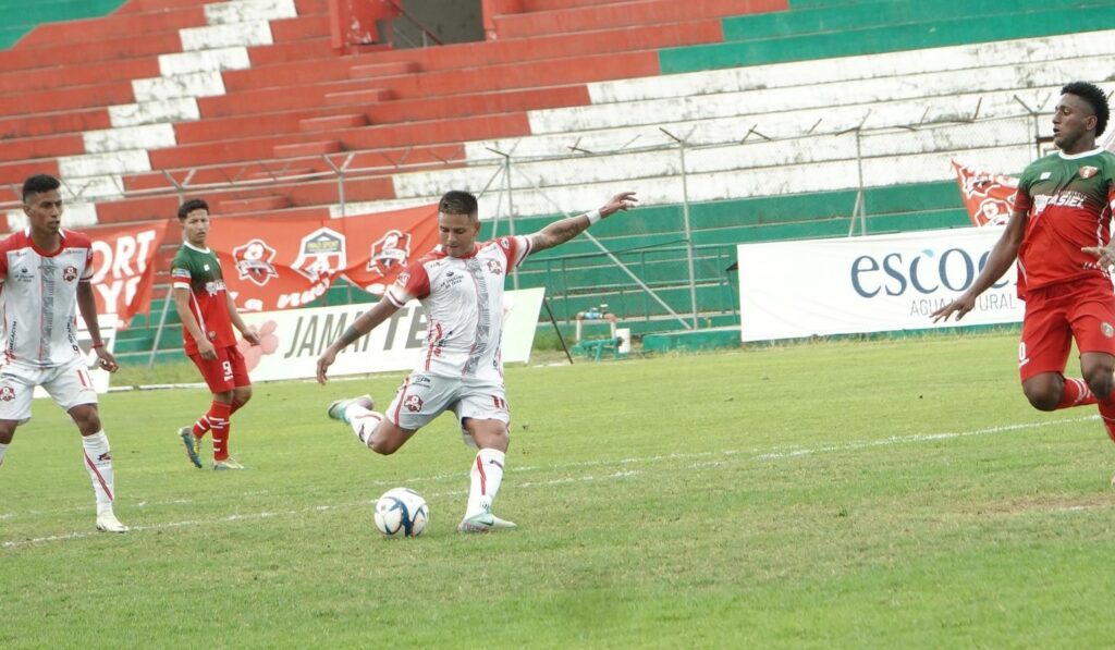 Juventud Italiana, 11 de Mayo y Liga de El Carmen avanzan a semifinales del torneo provincial