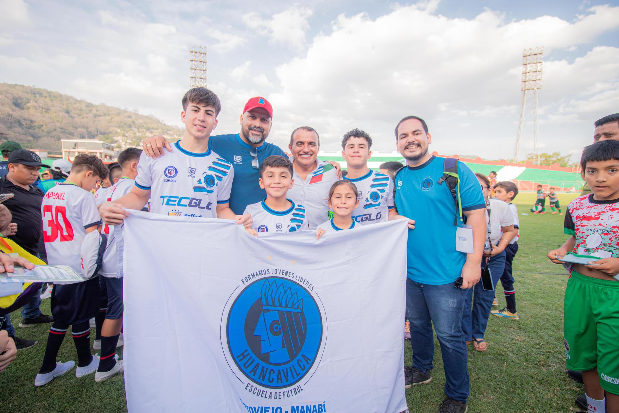 La escuela Huancavilca, una de las participantes en El Mundialito