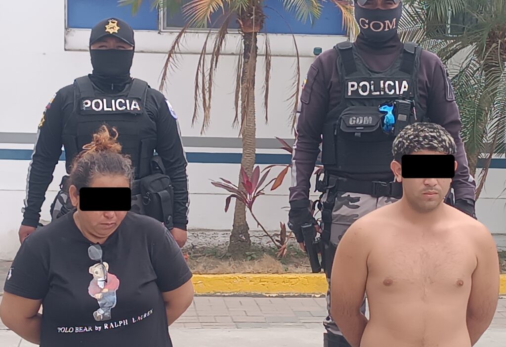 Un operativo policial en Manta permitió la captura de Carlos M, uno de ellos señalado por asaltos, extorsiones y ataques armados.