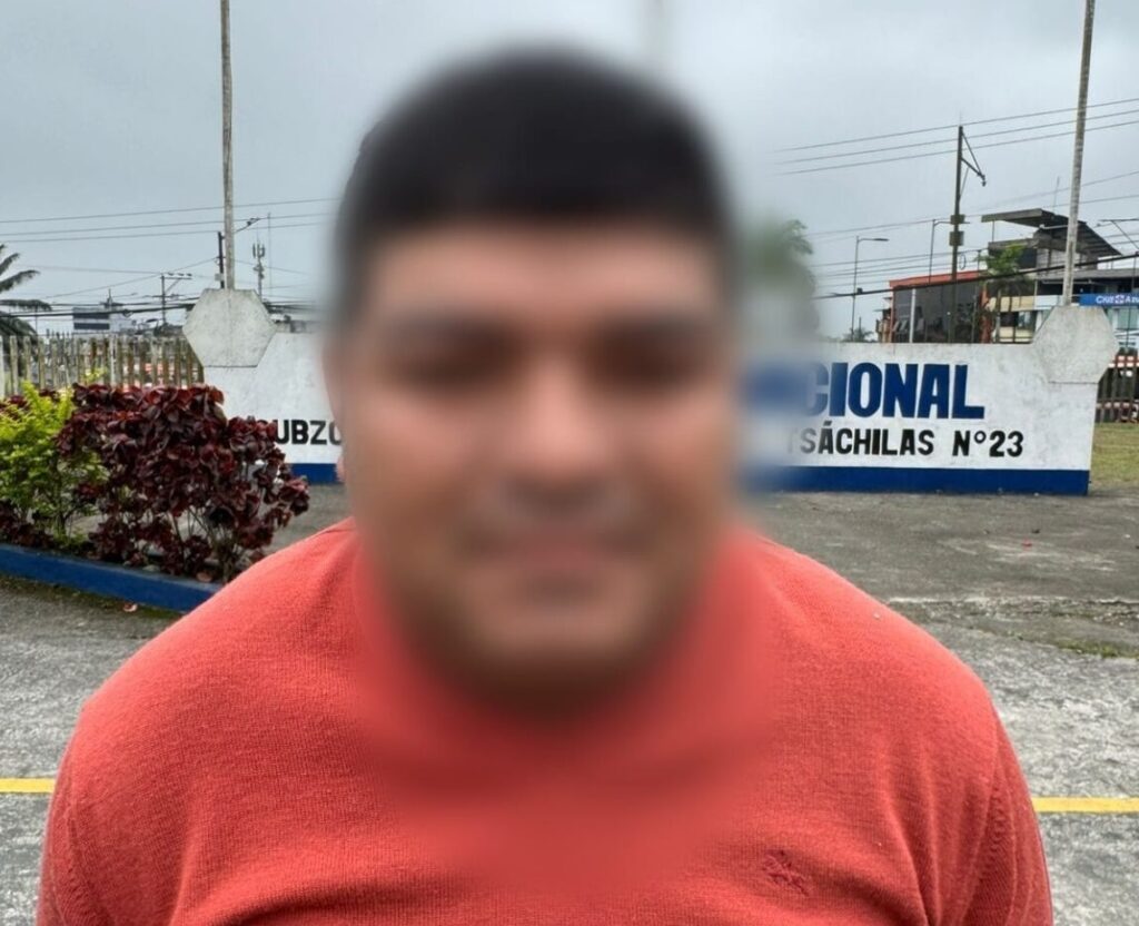 Policía captura a hombre requerido por la justicia, por presunta violación en El Carmen, desde 2013