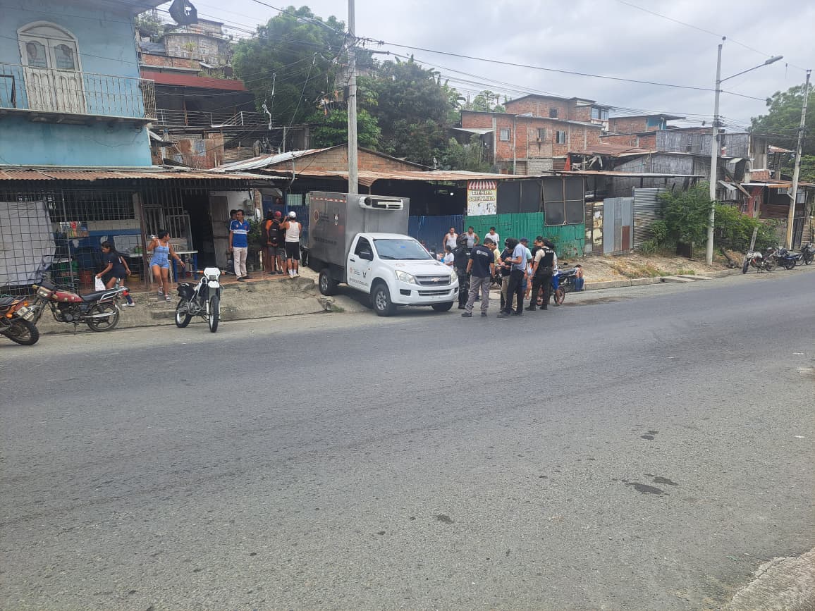 Portoviejo: Hombre fue asesinado por sicarios mientras se dirigía a una tienda