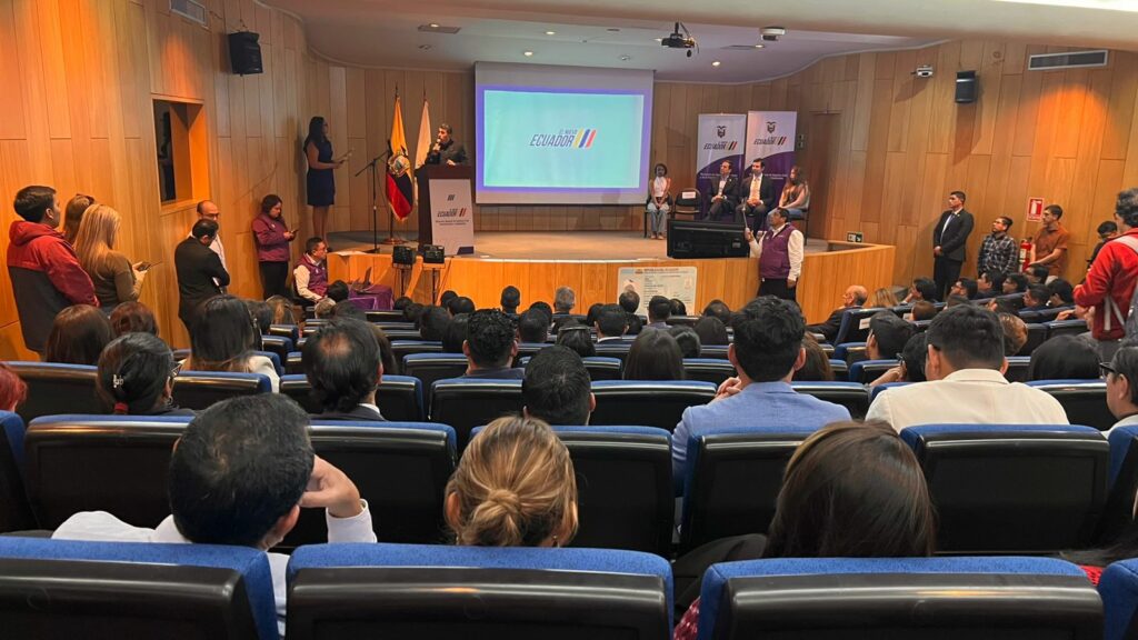 Registro Civil de Ecuador presentó Asistente Virtual 119 para optimizar atención ciudadana