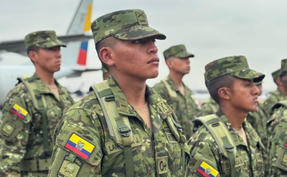 Seguridad interna: Nuevo contingente militar llega a Esmeraldas y Santo Domingo