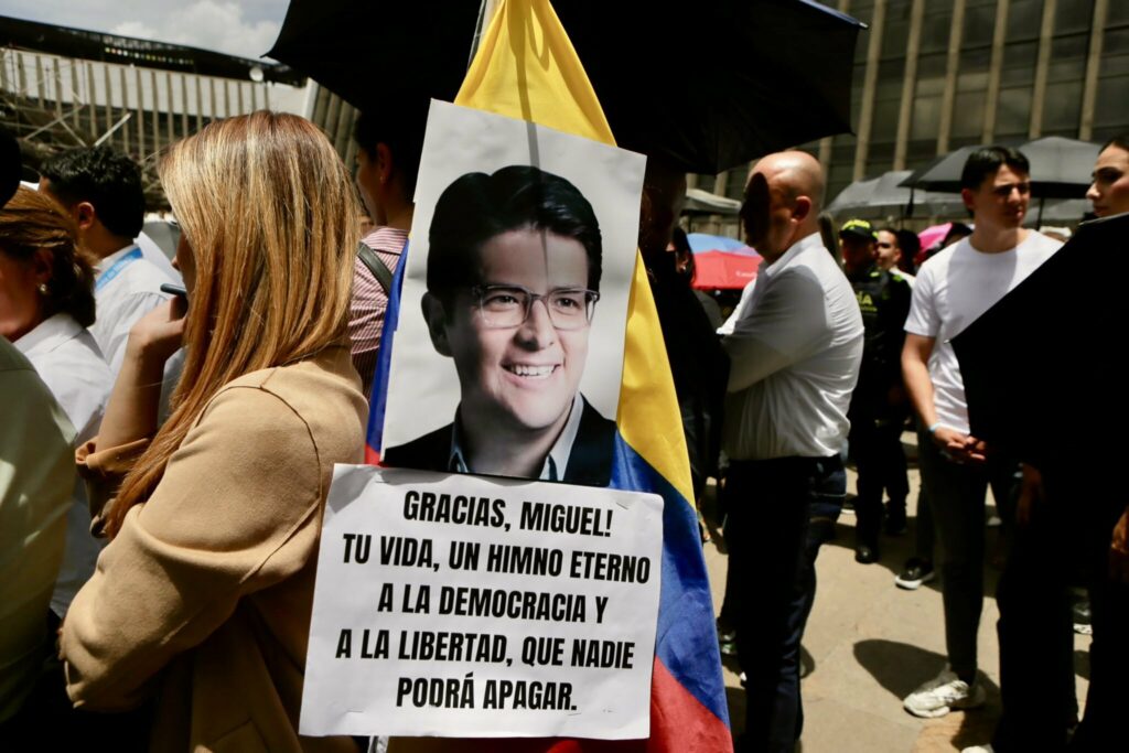 Subsecretario de Estado de EE. UU. asistirá al funeral del senador colombiano Miguel Uribe
