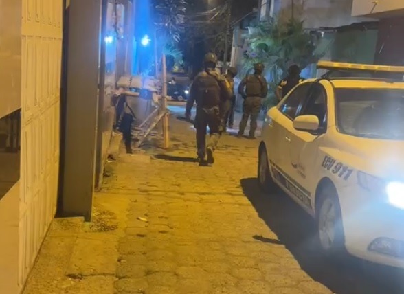 Un hombre identificado como Simón C., de aproximadamente 50 años, resultó herido de gravedad la noche de este sábado 2 de agosto,