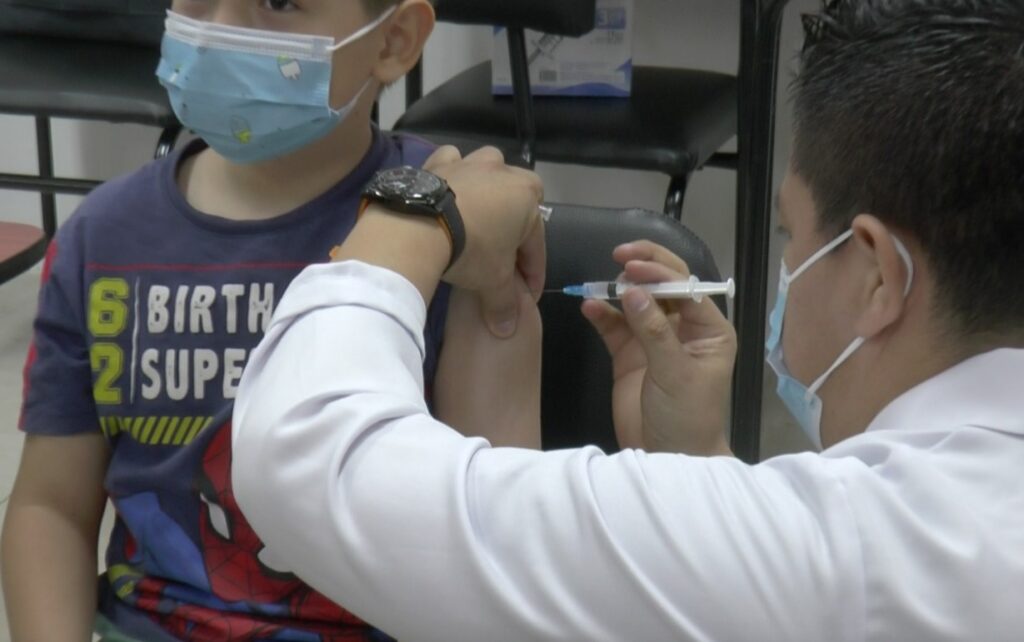 El Ministerio de Salud Pública actualiza esquema de vacunación en Manta e incorpora nuevas vacunas que aumentan la protección.
