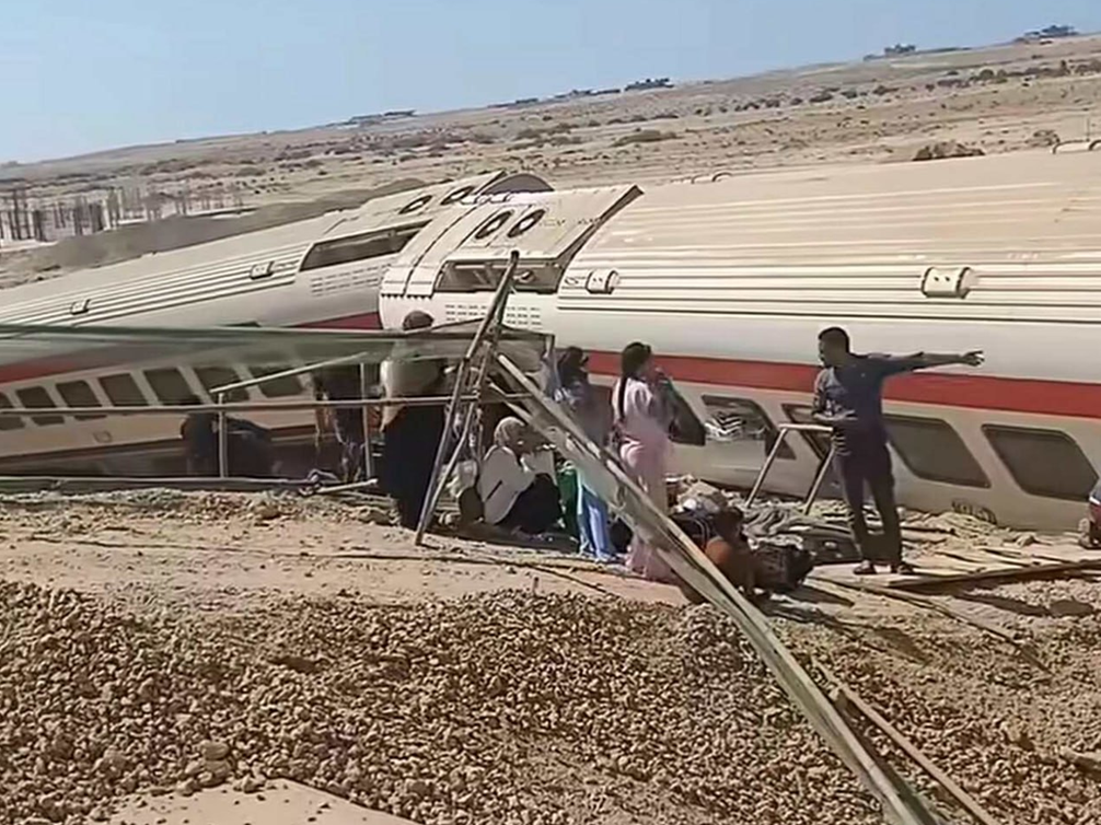 Tragedia en Egipto: descarrilamiento de tren causa muertes y heridas en la costa oeste