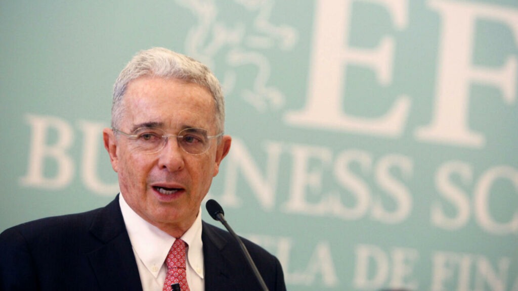 Abogados de Álvaro Uribe piden su libertad inmediata tras condena por soborno y fraude procesal