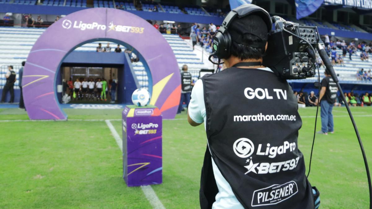 Robo de equipos y cámaras compromete transmisión del partido Técnico Universitario vs. Deportivo Cuenca