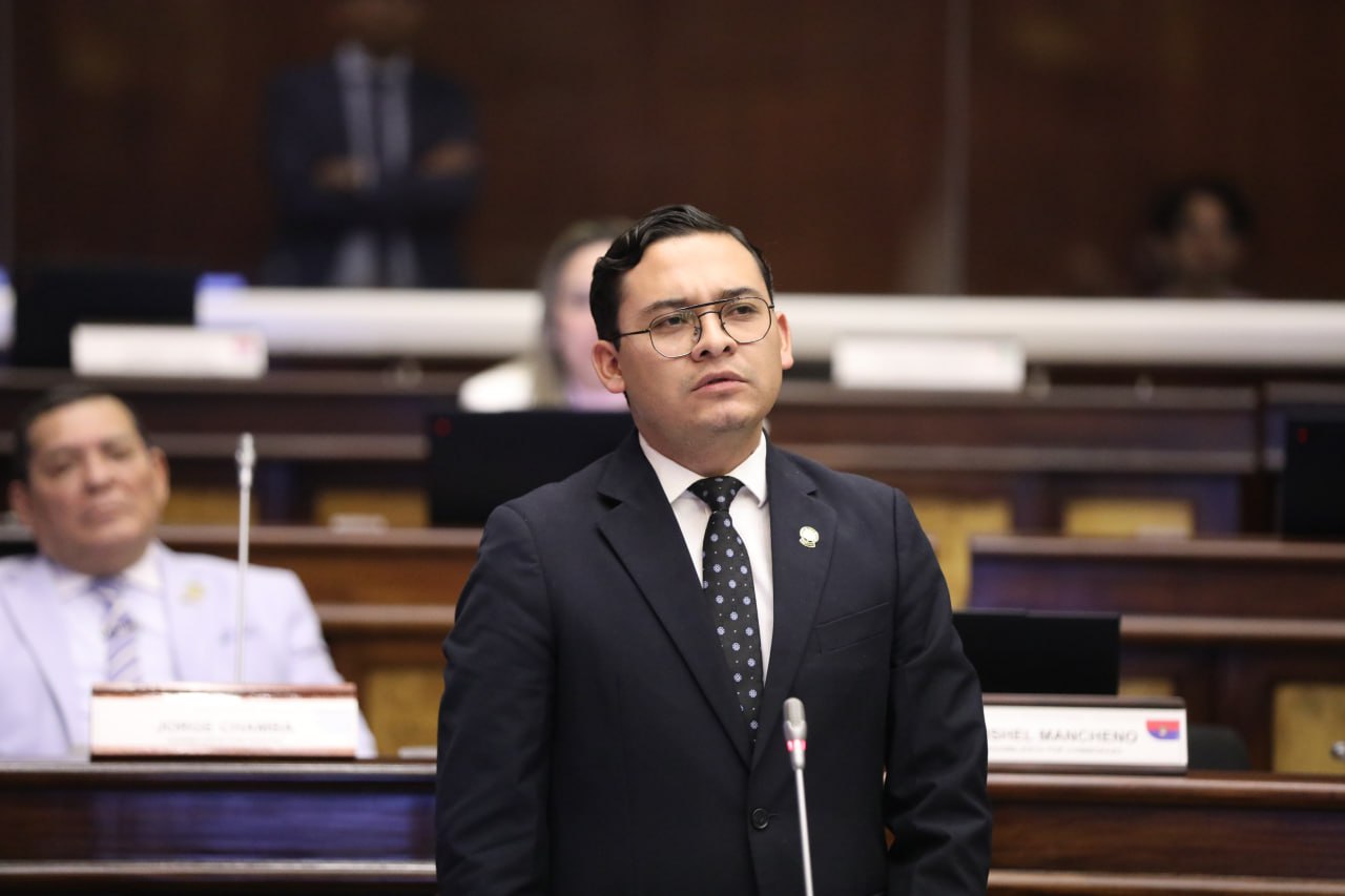 Asamblea Nacional censuró y destituyó a Gonzalo Albán, consejero del Consejo de Participación Ciudadana