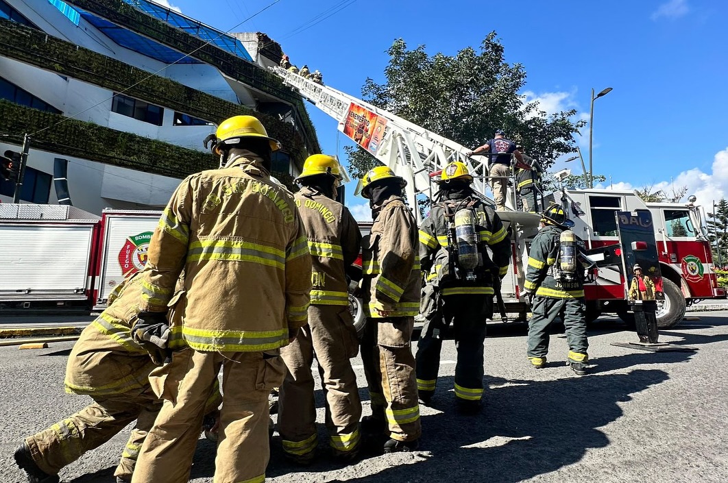 Bomberos de Santo Domingo bajo la lupa concejales piden investigación por supuestas irregularidades