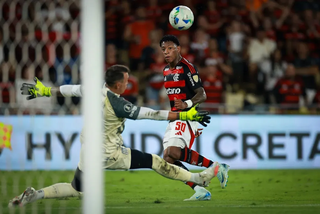 CONMEBOL anula expulsión de Gonzalo Plata y lo habilita para la vuelta de Flamengo ante Estudiantes en Copa Libertadores .