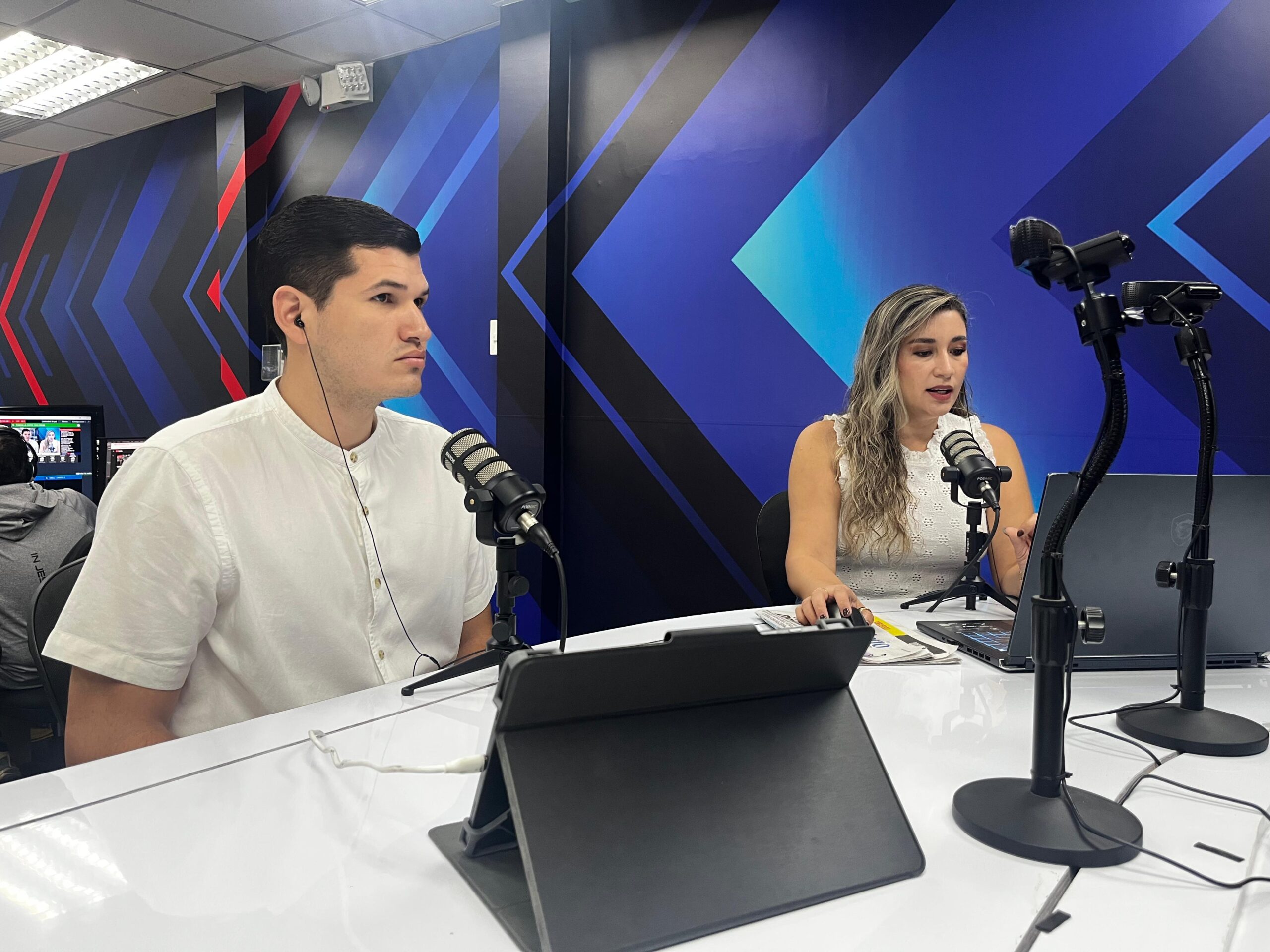 Carlos Dávila dijo en Manavisión Plus que el objetivo es aplicar la ley antes de fin de año y que en el próximo se note el incremento en créditos.