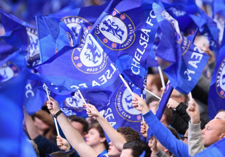 El Chelsea Football Club enfrenta 74 cargos por presuntas irregularidades en fichajes y gestiones con agentes, según anunció la Premier League.