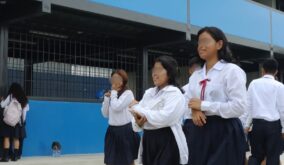 En Ecuador hay más de 4 millones de estudiantes de educación básica y bachillerato, la mayoría asiste a instituciones públicas. (API)