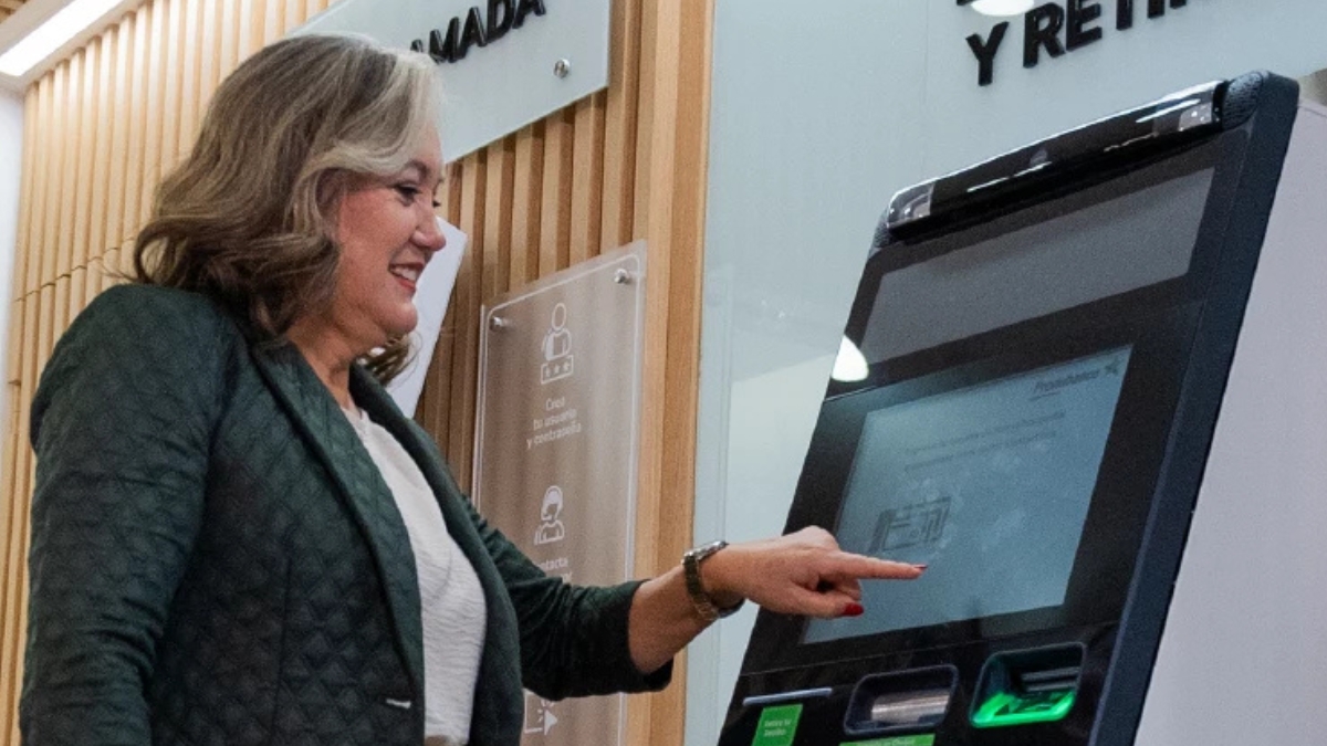 Este banco de Ecuador se posiciona como líder en banca sostenible tras destinar más de mil millones de dólares a proyectos verdes. (Web-Produbanco)