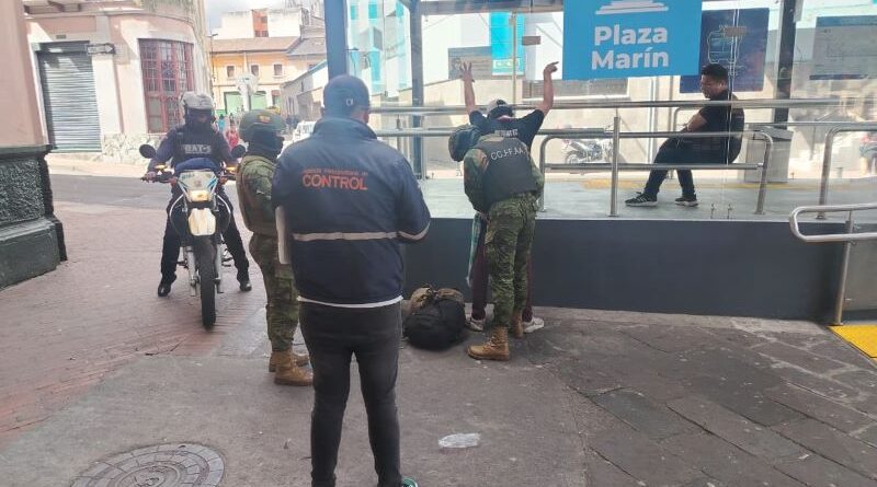 Estrategia Quito en Control desplegó controles Camex en varias parroquias