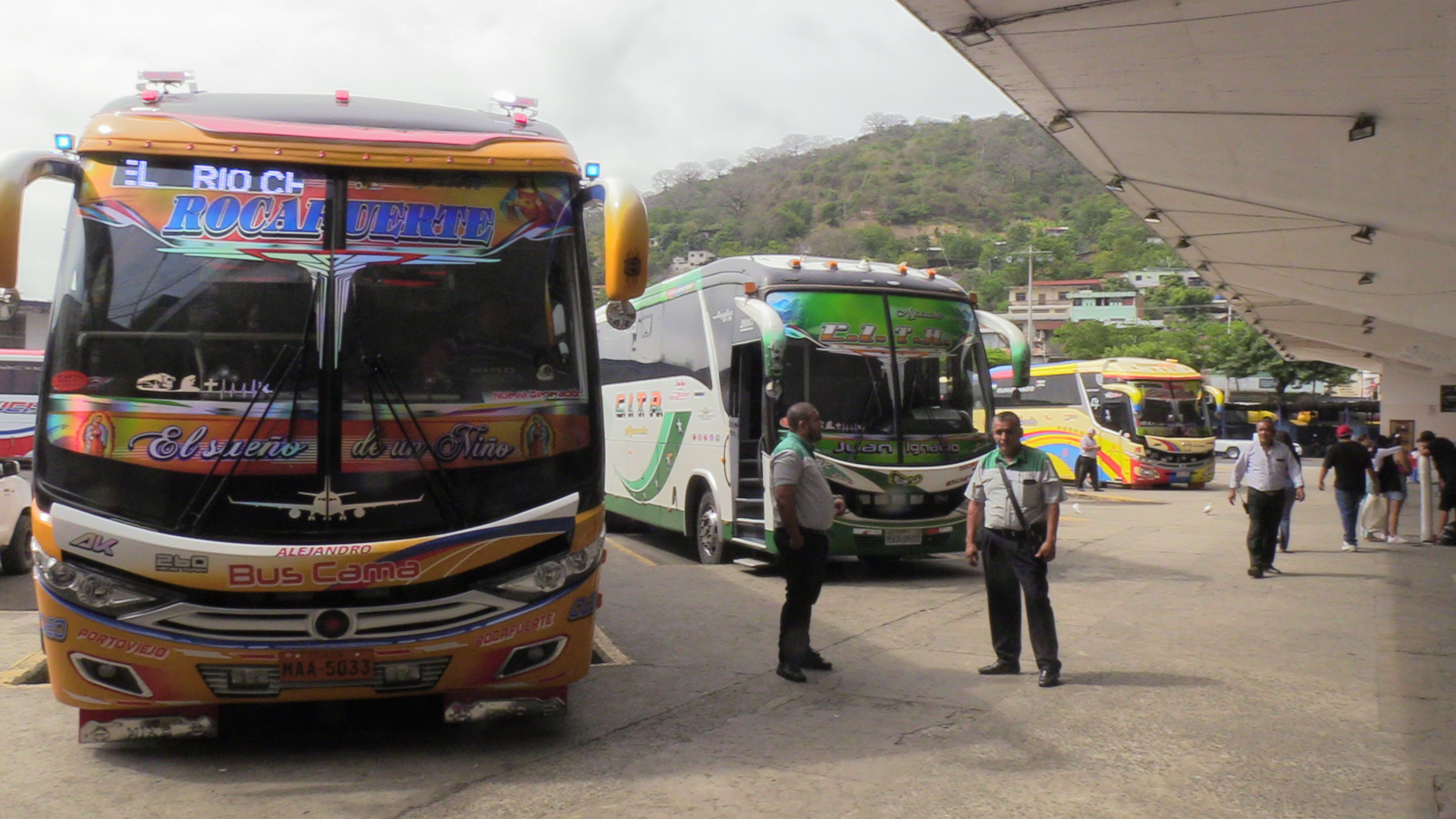 Gobierno de Daniel Noboa redefine compensaciones para transportistas ¿qué cambia y cómo afecta al sector.