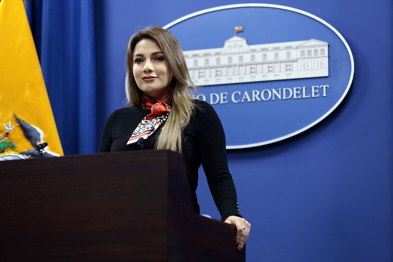Gobierno de Ecuador garantiza no habrá apagones en 2025 pese al estiaje