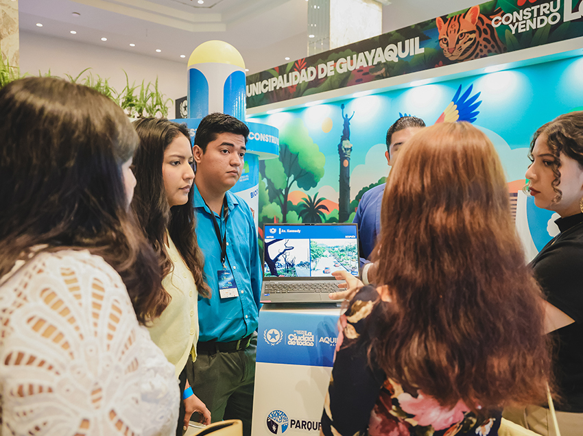 Más de 2.000 participantes se reunieron en Guayaquil Sustainable Experience 2025 para presentar proyectos ambientales.