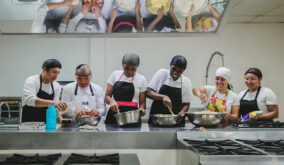 El Municipio de Guayaquil destina USD 1,4 millones para fortalecer programas sociales, culturales y deportivos, con nuevas obras y servicios comunitarios.