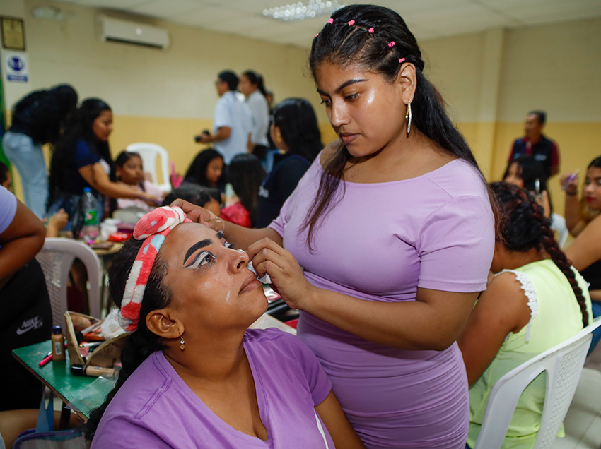 Más de 8.500 guayaquileños han participado en talleres gratuitos municipales, diseñados para impulsar el autoempleo y la economía familiar.