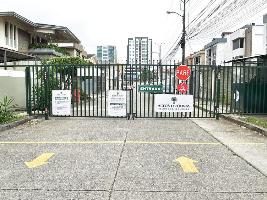El Municipio de Guayaquil implementa desde el 1 de octubre un servicio digital para tramitar permisos de instalación de portones.