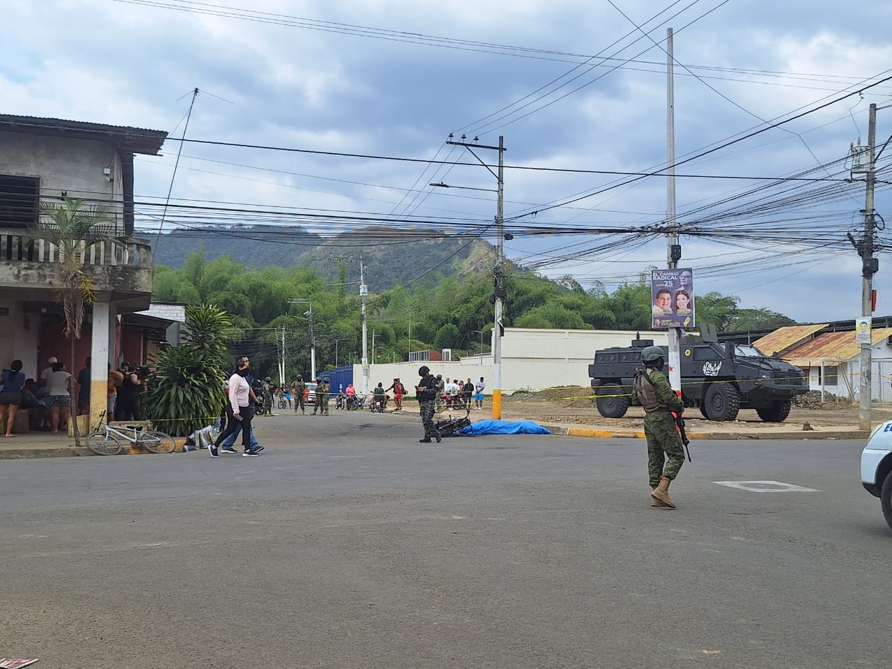 Hay detenidos Esto dijo la Policía sobre los presuntos sicarios calcinados en Santa Ana, Manabí