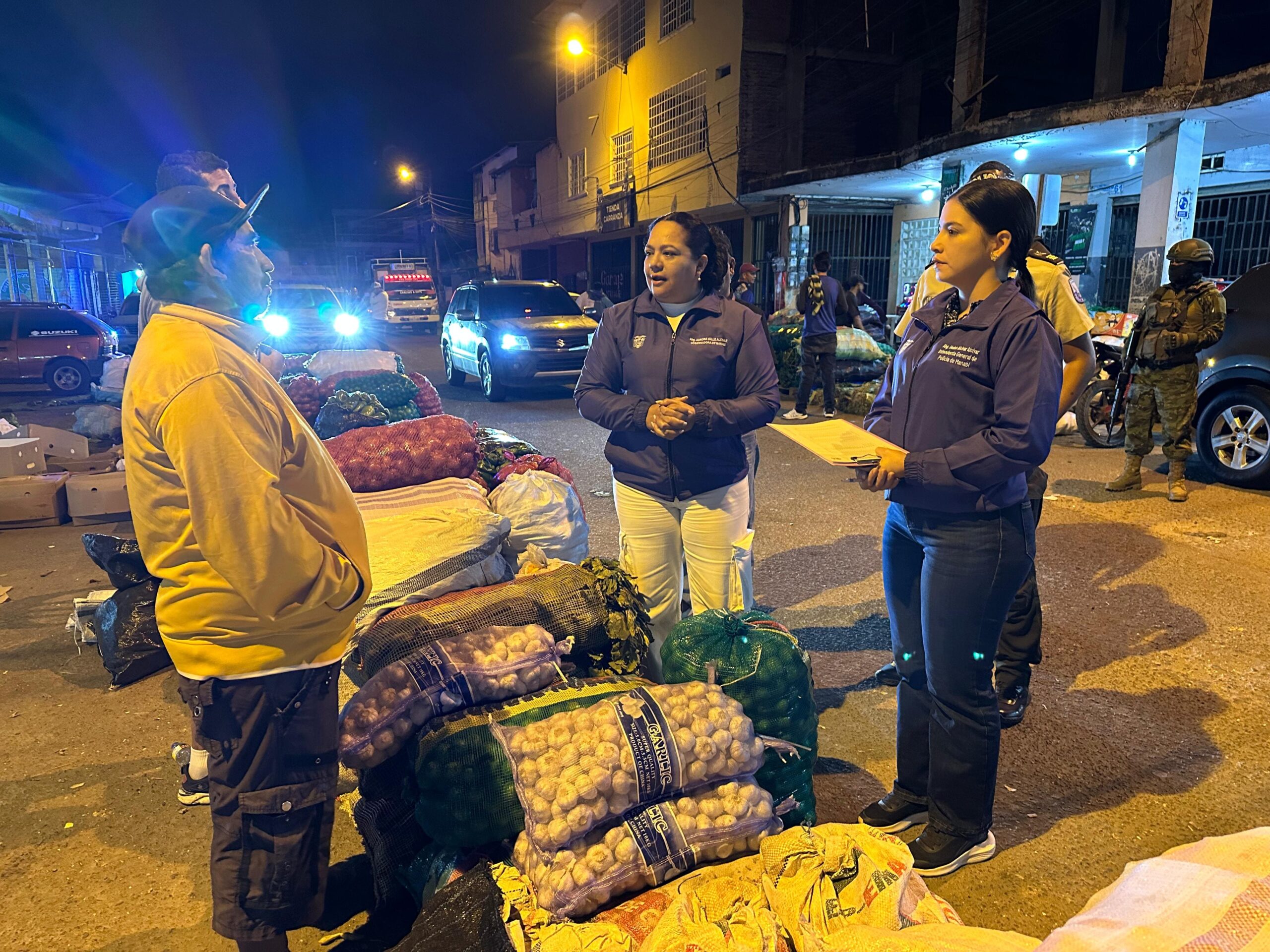 La Gobernación de Manabí realiza controles en el mercado mayorista de Portoviejo para prevenir la especulación de precios tras la eliminación del subsidio al diésel