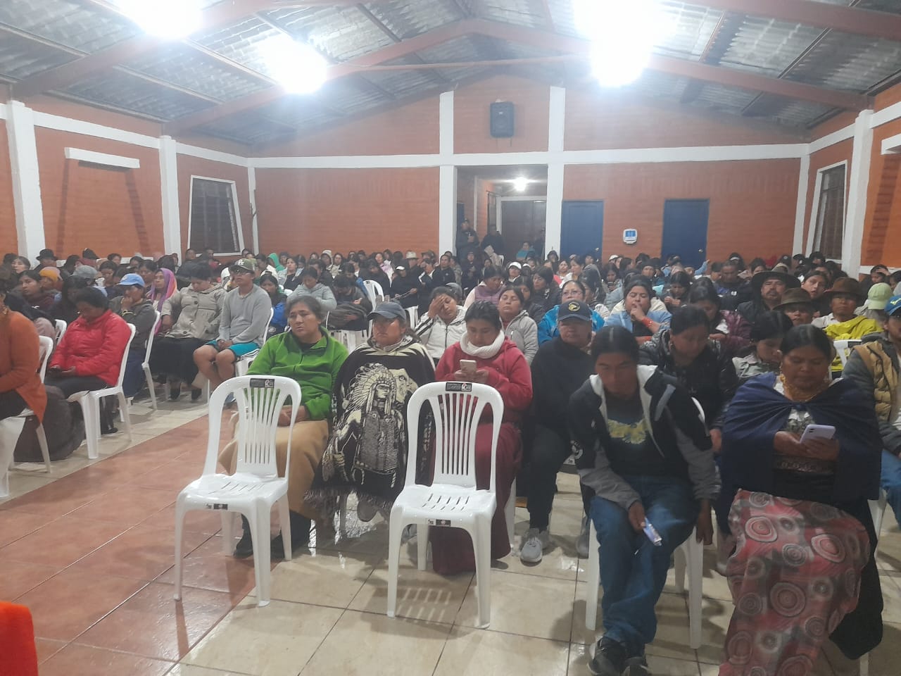La Unorcac anuncia movilización indefinida por la eliminación del subsidio al diésel en Ecuador.
