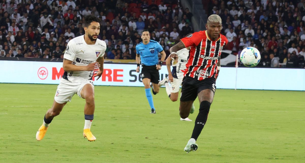 Liga de Quito busca avanzar a semifinales de Copa Libertadores ante Sao Paulo en el Morumbi.