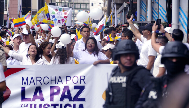Marcha por la paz en Guayaquil Daniel Noboa lidera movilización masiva junto a miles de ecuatorianos