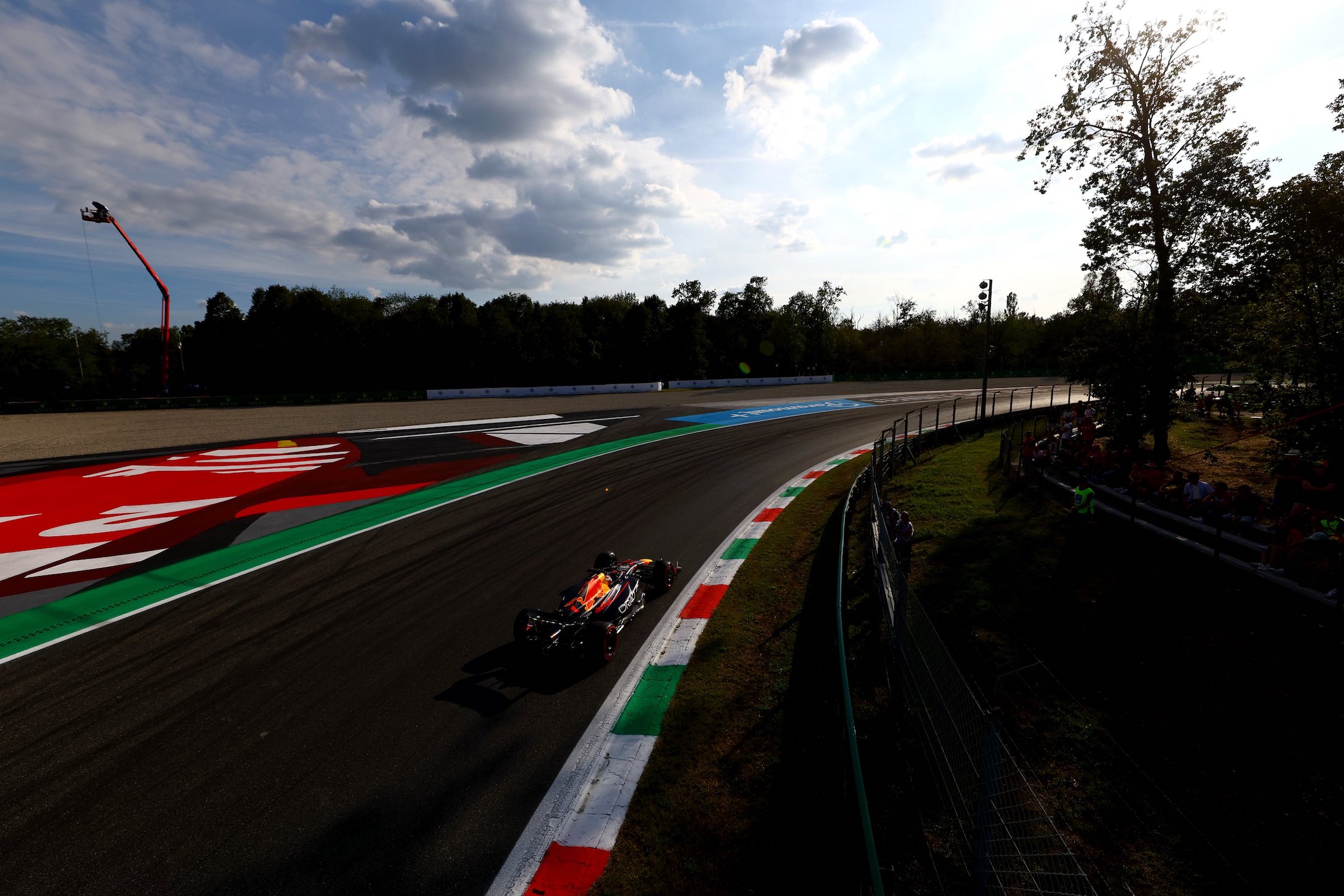 McLaren llega como favorito al GP de Italia en Monza frente a un Ferrari en crisis