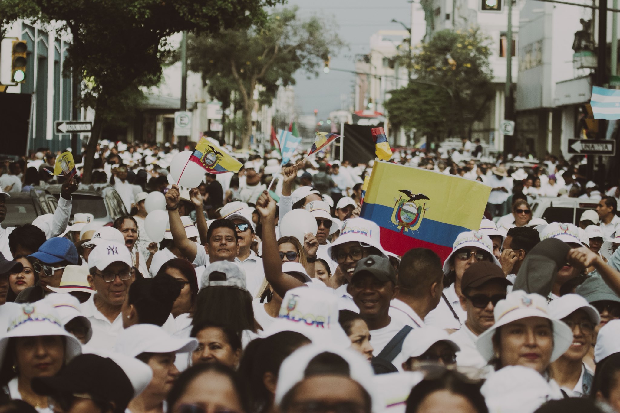 Ministerio de Gobierno agradeció a los miles de ciudadanos que marcharon junto a Daniel Noboa en defensa de la paz y la justicia.
