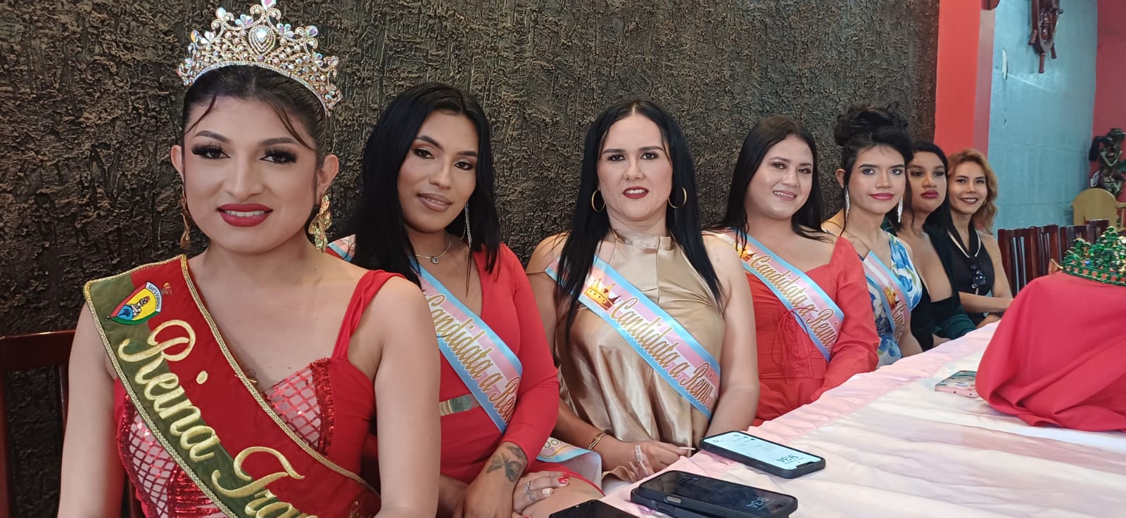 Mujeres trans de Santo Domingo se preparan para elección de Reina Trans 2025