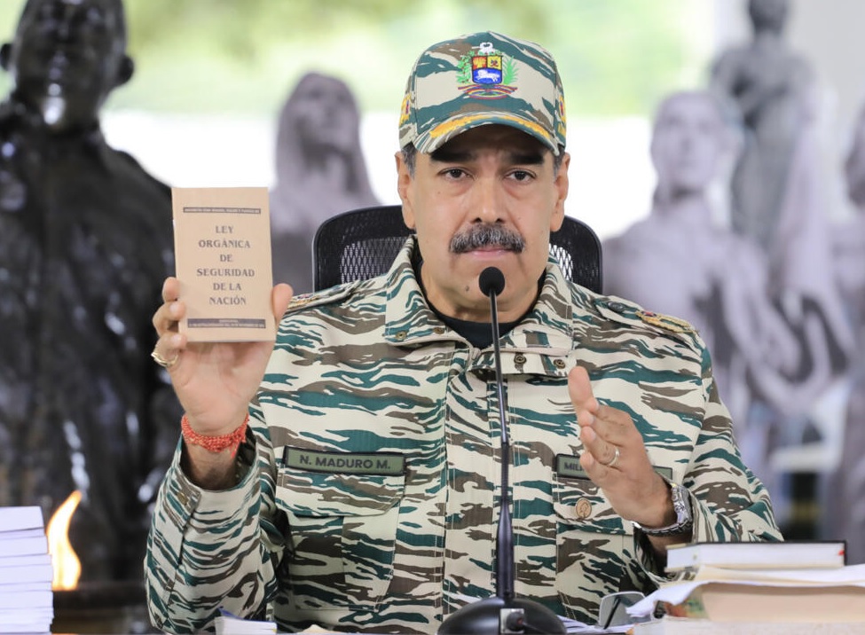 Nicolás Maduro, advirtió que cualquier persona que promueva una invasión extranjera al país será “juzgada de manera inmediata” por las autoridades venezolanas.