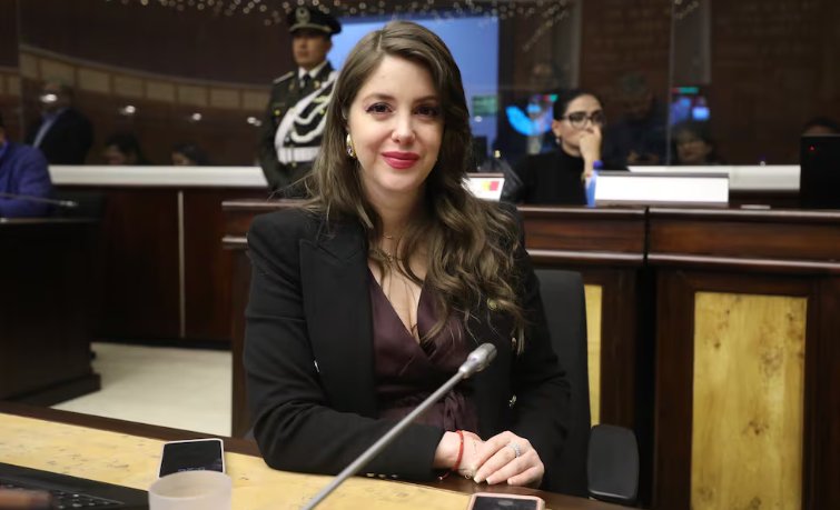 Nueva polémica en la Asamblea: Mónica Palacios sancionada 90 días sin sueldo
