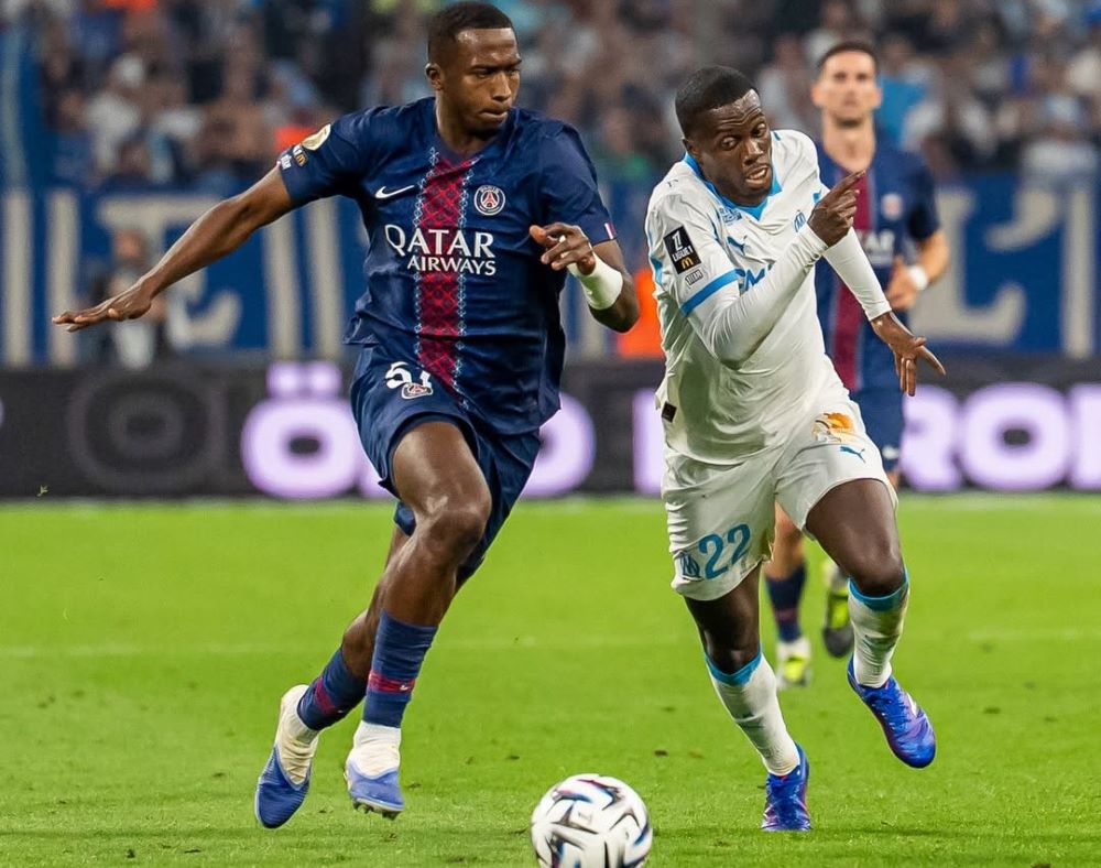 Olympique de Marsella sorprende al PSG de Pacho y le quita el invicto