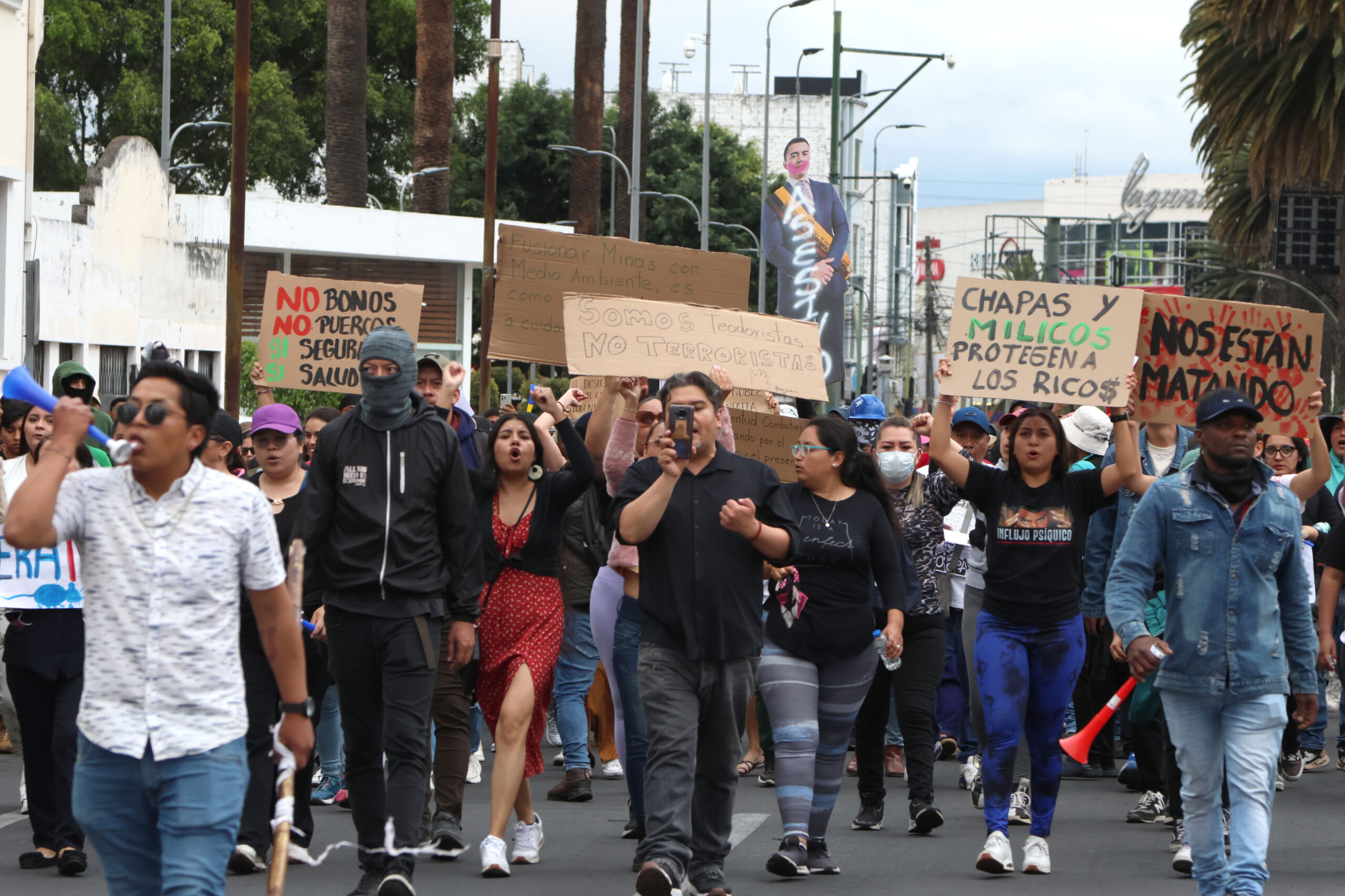 Paro nacional en Ecuador protestas se extienden a más provincias y Conaie denuncia segunda víctima grave.