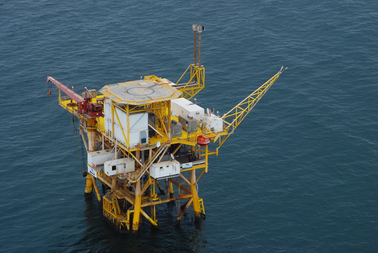 Petroecuador reactiva plataformas offshore en el campo Amistad para duplicar producción de gas natural.