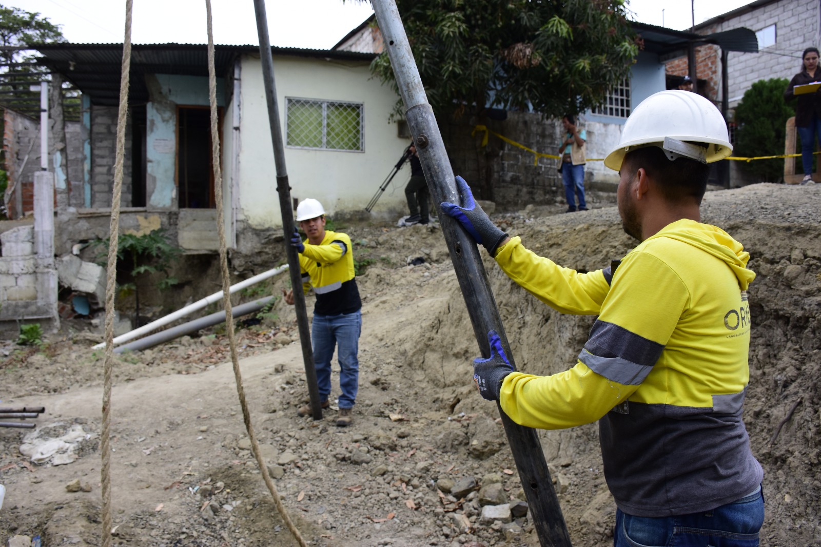 Portoviejo inicia análisis geotécnicos para mitigar riesgos en Ciudadela Libertad II