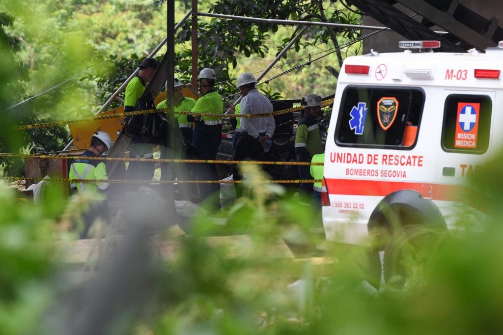 Rescatan con vida a 23 mineros atrapados durante 48 horas en una mina de Colombia